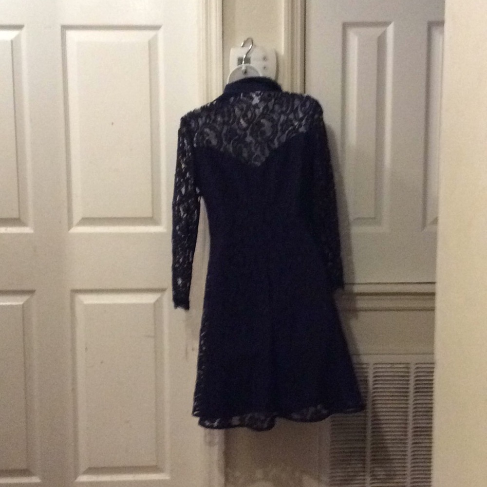 Nanette - Picture 2 of 8